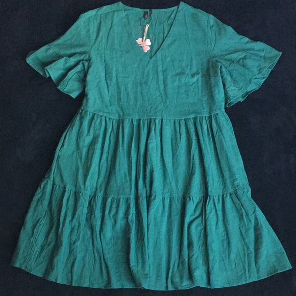 Fancyinn Dresses & Skirts - Fancyinn Dark Green Tiered Dress